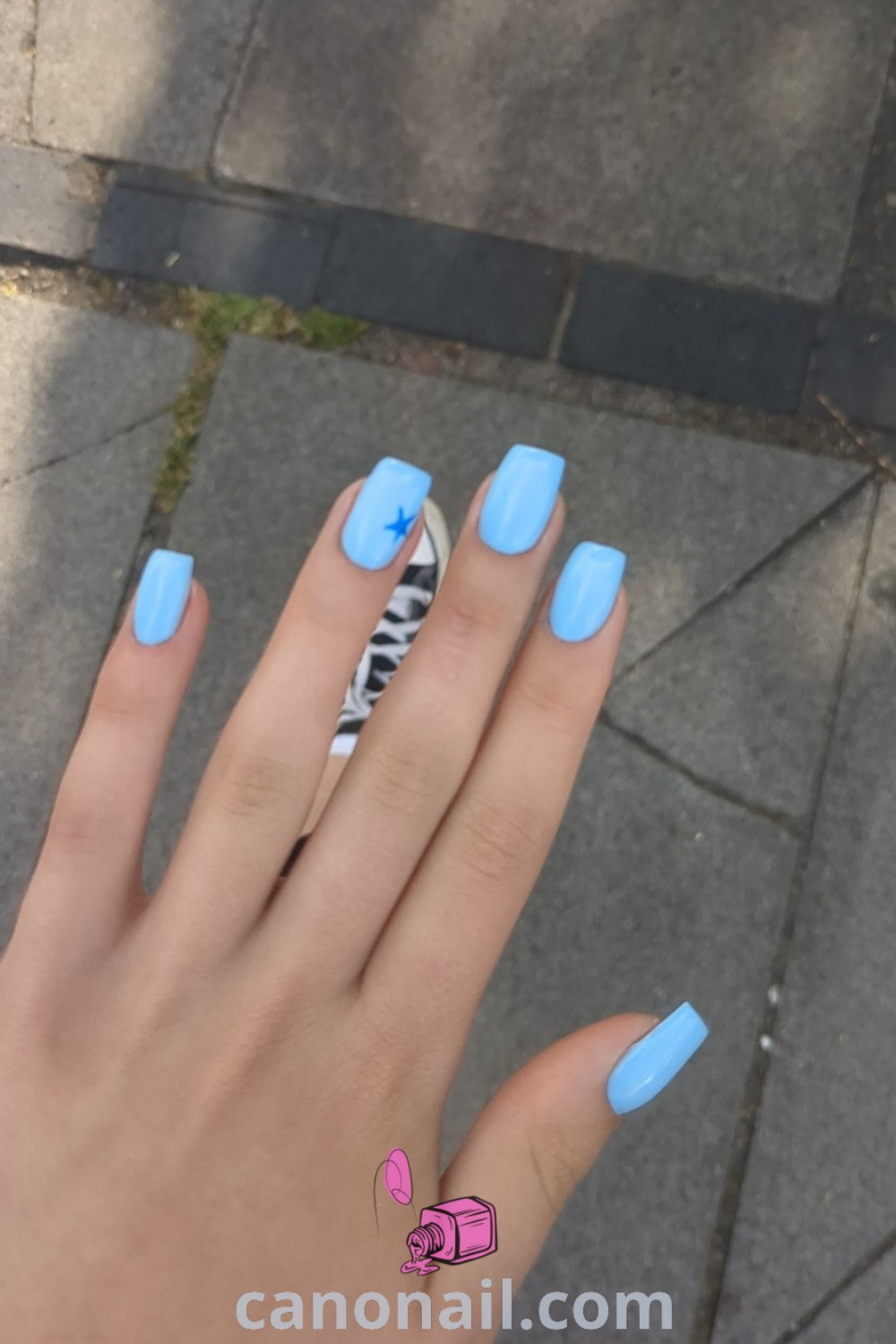 Spring nails featuring square daisy designs, vibrant colors, and floral nail art patterns. Ideal for anyone seeking beautiful nail ideas this season. Explore stunning nail looks and inspirations at canonail.com.